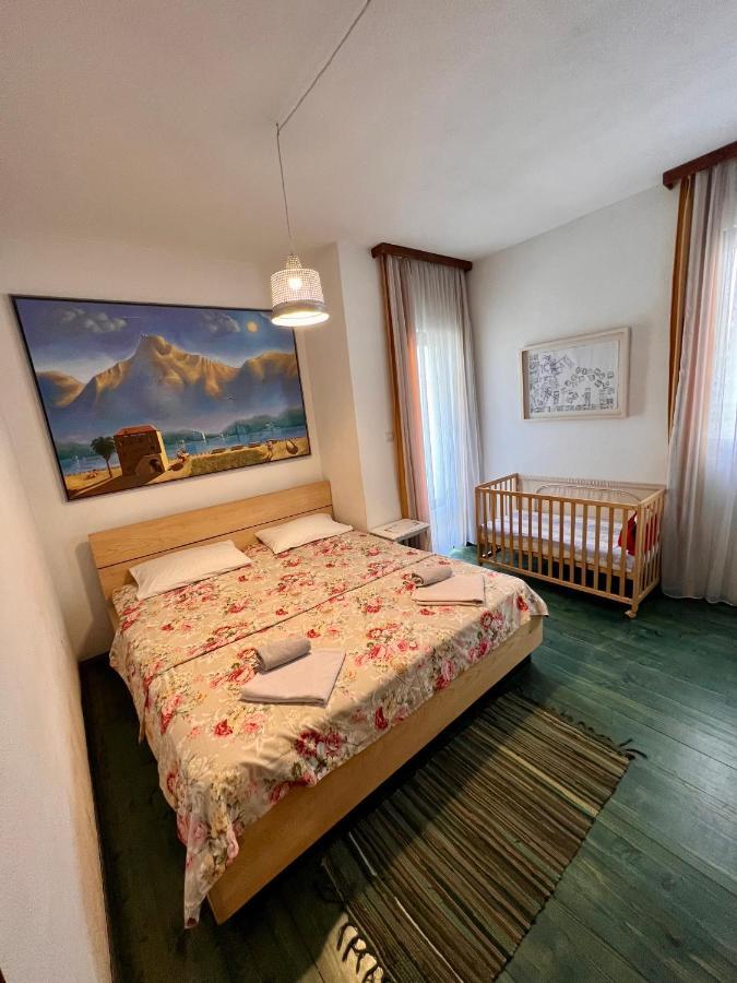 Apartments Rux De Luxe Bar Eksteriør bilde