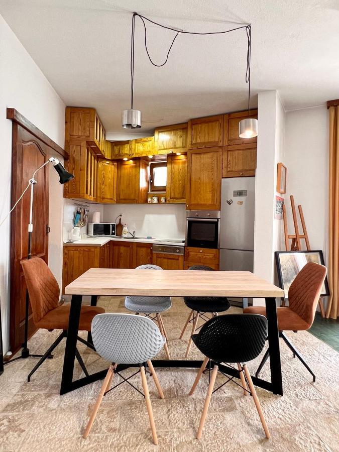 Apartments Rux De Luxe Bar Eksteriør bilde
