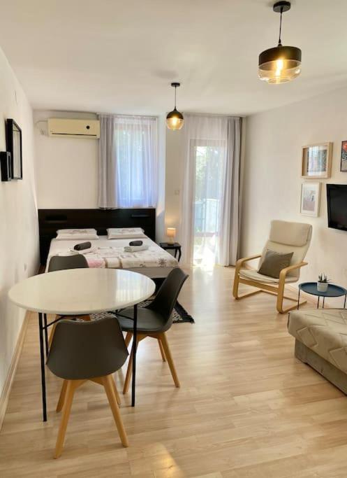 Apartments Rux De Luxe Bar Eksteriør bilde
