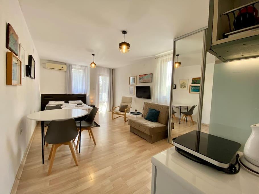 Apartments Rux De Luxe Bar Eksteriør bilde