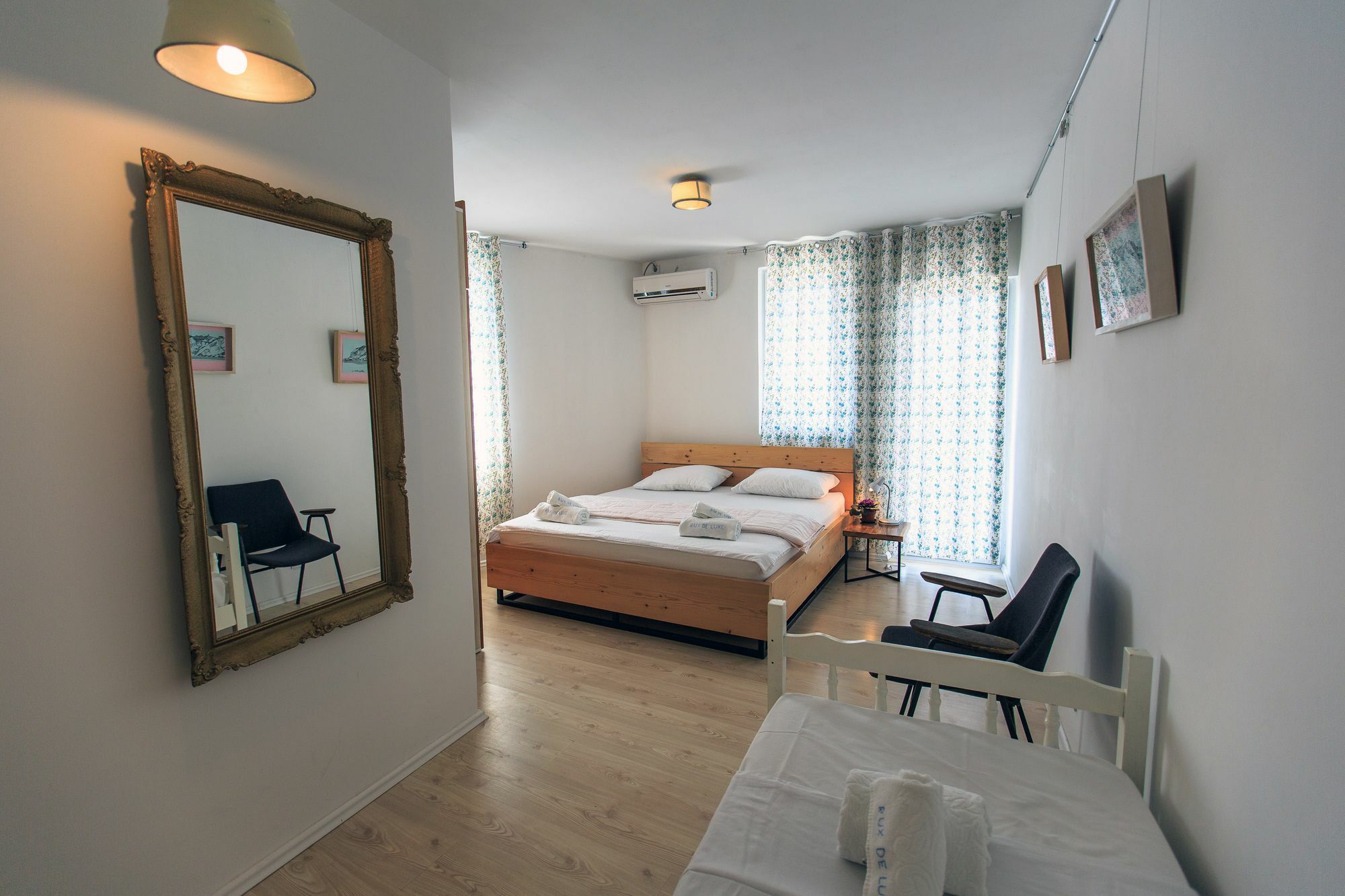 Apartments Rux De Luxe Bar Eksteriør bilde